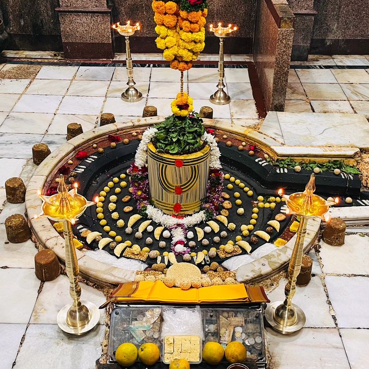 Nashik To 5 Jyotirling Darshan Cab Package