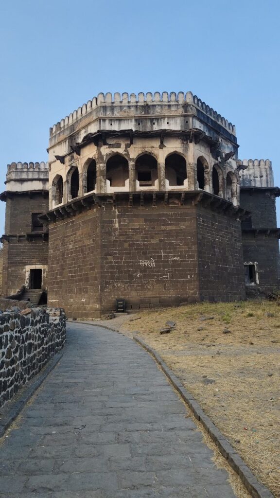 Daulatabad Fort Aurangabad Maharashtra – Historic Fort and Popular Tourist Attraction Near Chhatrapati Sambhajinagar.