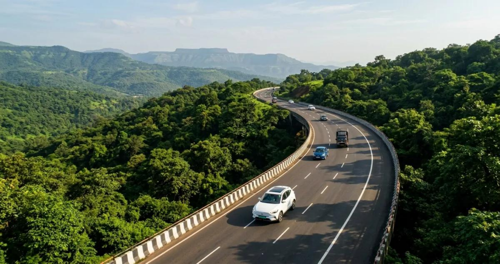 Taxi Service Nashik for outstation travel